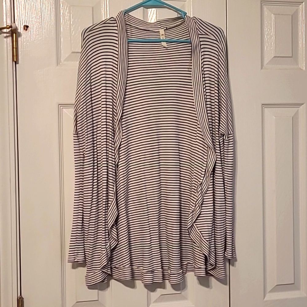 MTS cardigan with pockets